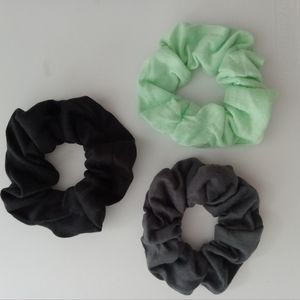 BUNDLE 3 SETS $15.   NEW.  3 SCRUNCHIES - ATHLETIC ATTIRE